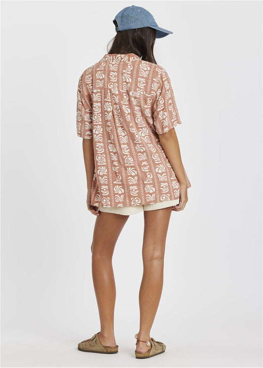 Sisstr Island Beauty SS Woven Top