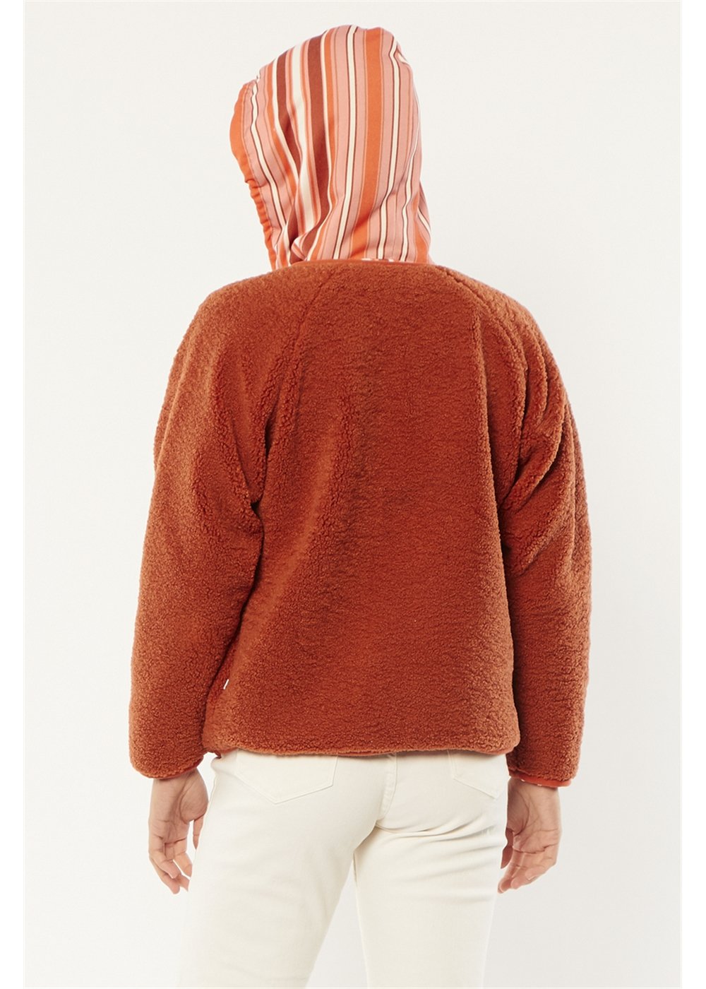 Sissttevolution To The Max Knit Jacket in rust color, back view.
