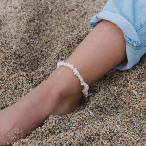 Pineapple Island Canggu Puka Shell Surfer Anklet