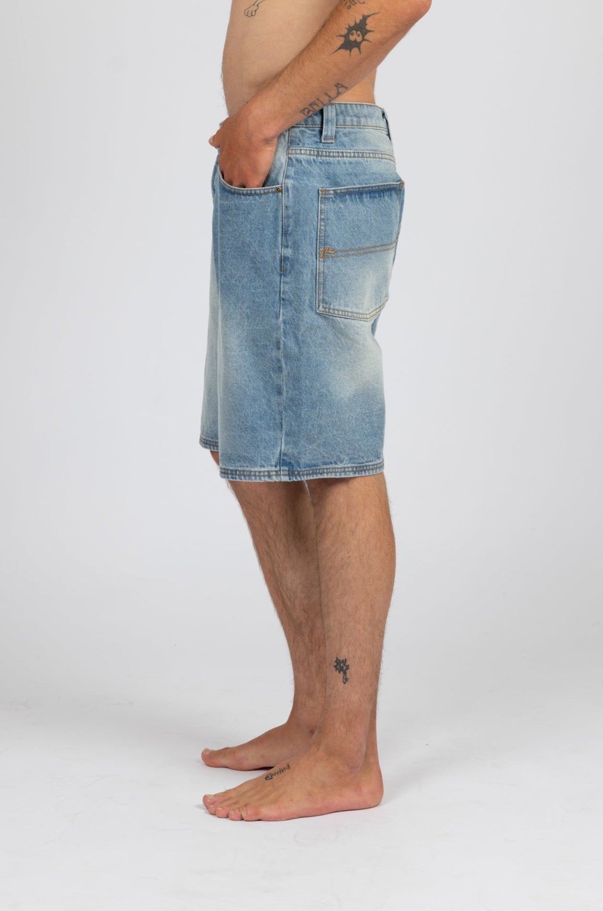 Rusty Lucifer loose short