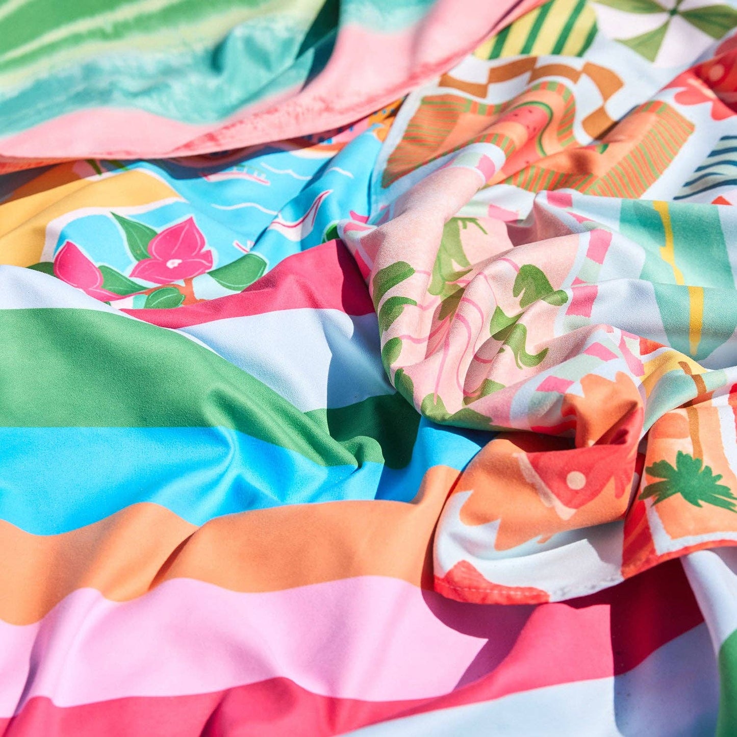 Durable XL Tuttifrutti Beach Towel for Quick Drying