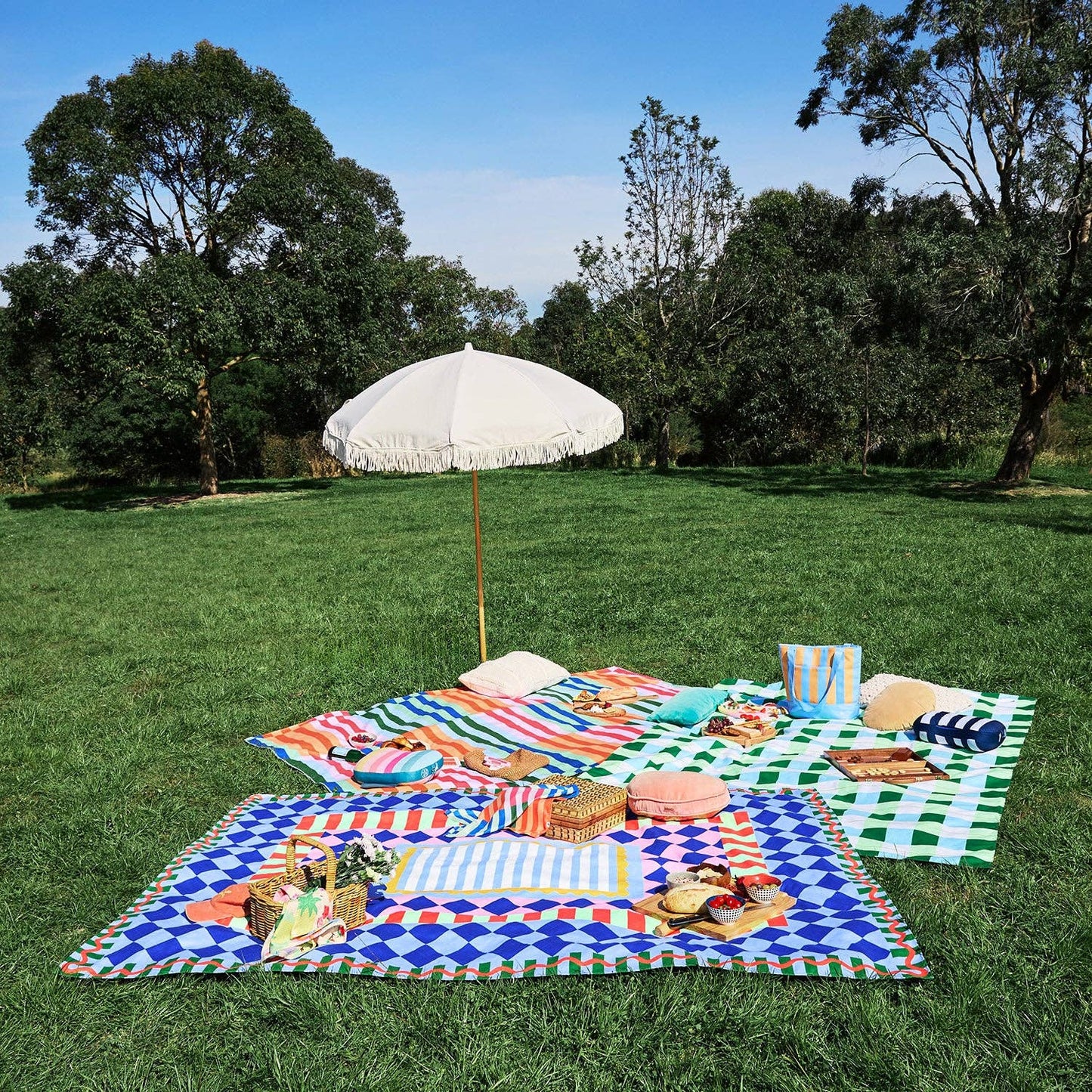 Dock & Bay Recycled Picnic Blanket - 170x170cm Size