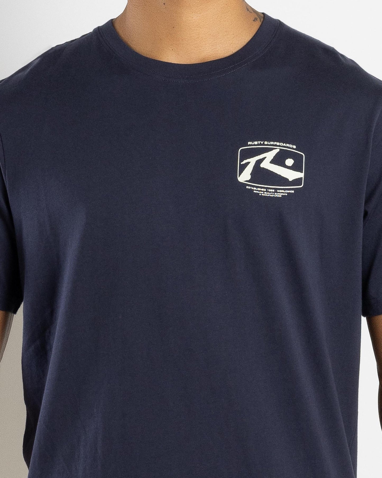 Rusty Advocate tee - navy