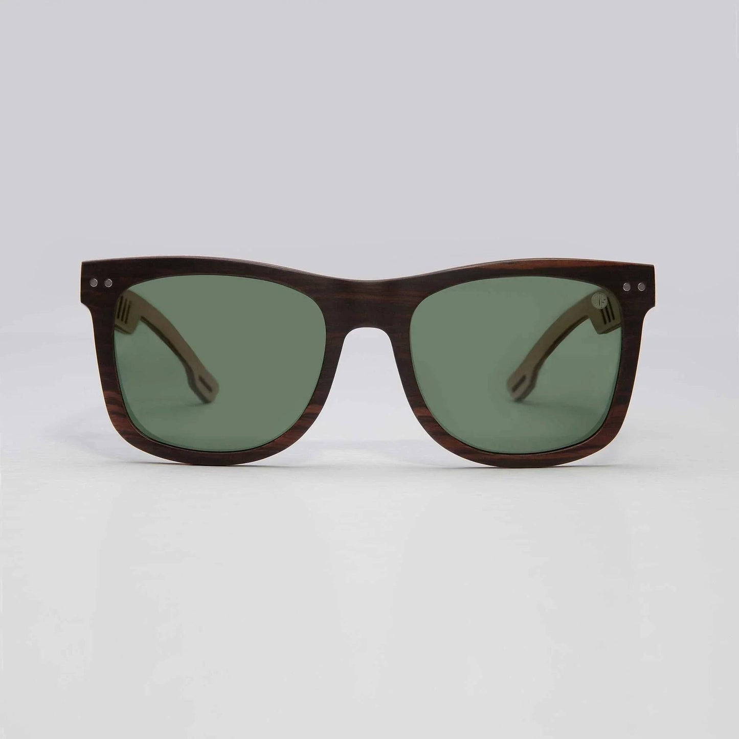 Eco-Friendly Sunglasses Pit Dog for Active Use