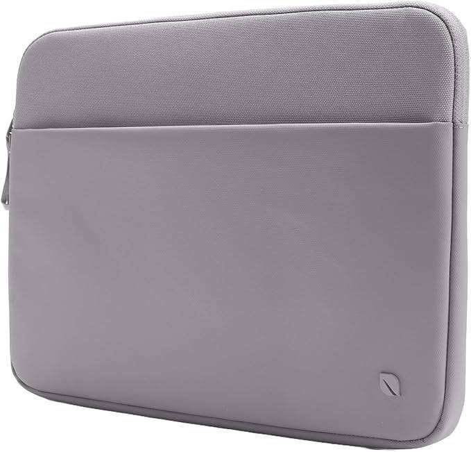 Incase A.R.C. Sleeve with ReSpun 100% Recycled Polyester