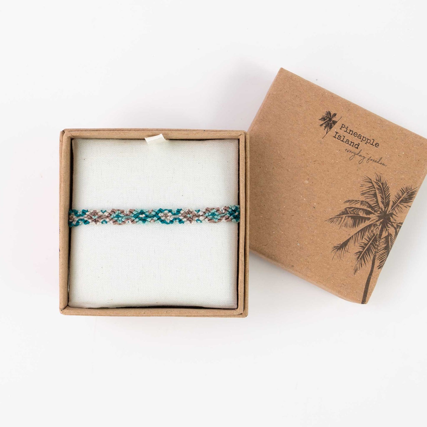 Medium Gift box