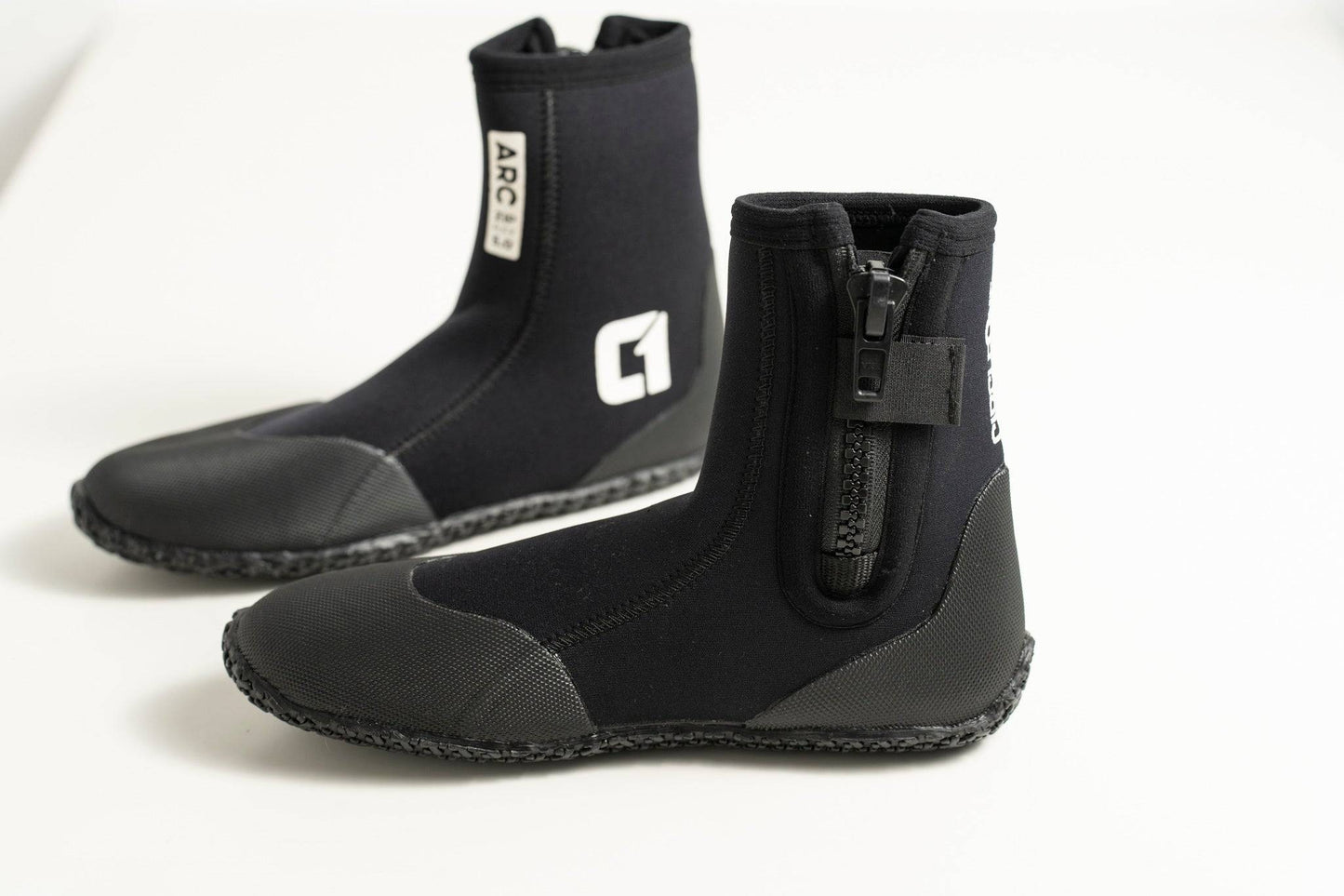 5mm ARC Winter Zipped Wetsuit Boots for Watersports