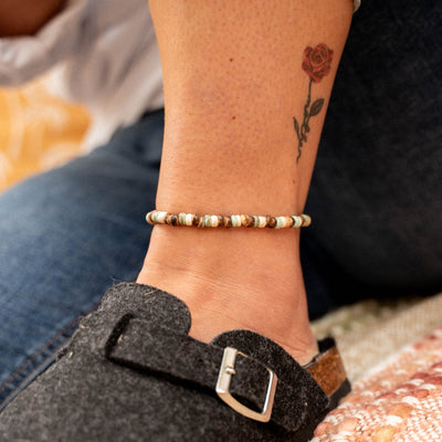 Pineapple Island Laut Coconut Wood Beaded Anklet