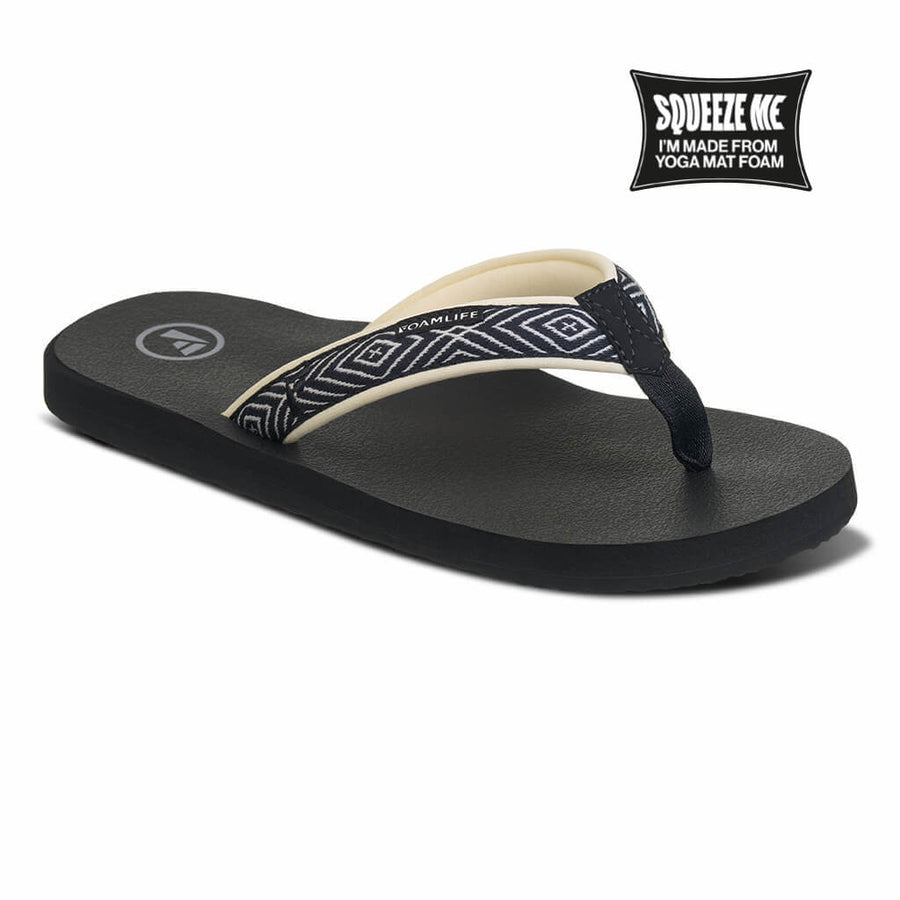 FoamLife Yogi women's black flip flops with yoga mat foam sole.