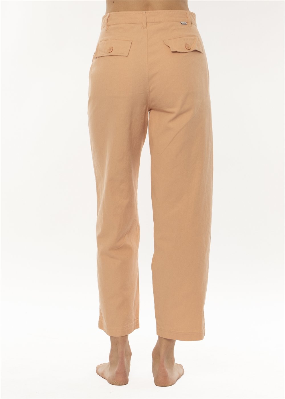 Back view of Sisstrevolution Riviera Woven Pant in Apricot Crush.