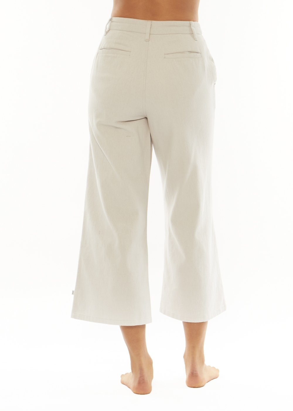 Back view of Sisstrevolution Cal Beach Woven Pant in light beige color.