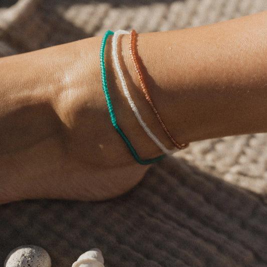 Ka'anapali Frosted Glass Beaded Anklet Set