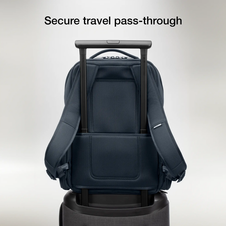 INCASE A.R.C. Daypack With ReSpun 100% Recycled Polyester 24L