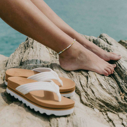 Mentawai Islands Surfer Pearl Anklet