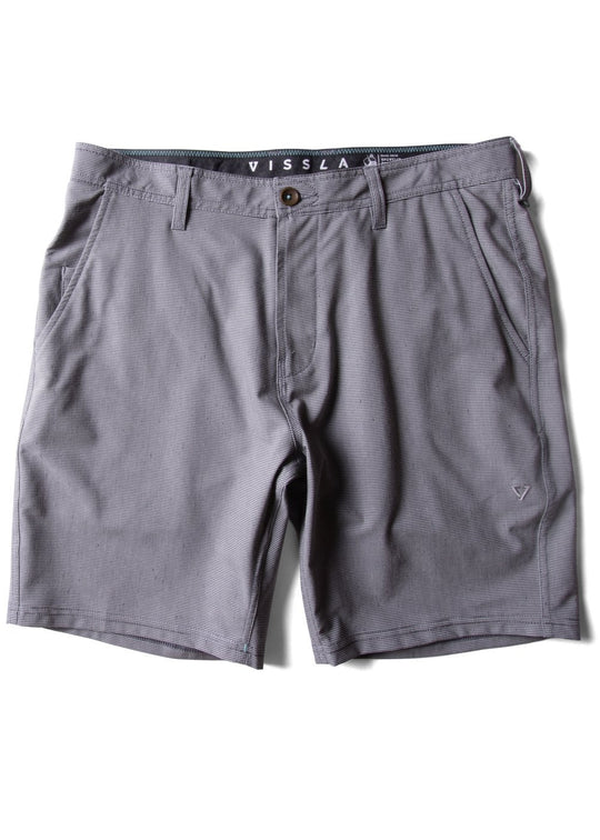 VIssla Canyons Hybrid 18.5" Walkshort in deep water, front view.
