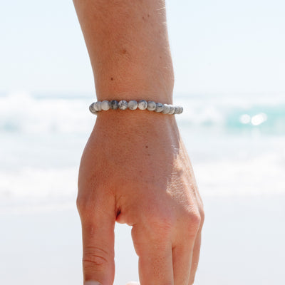 Pineapple Island Kanto Lampo Natural Stone Bracelet