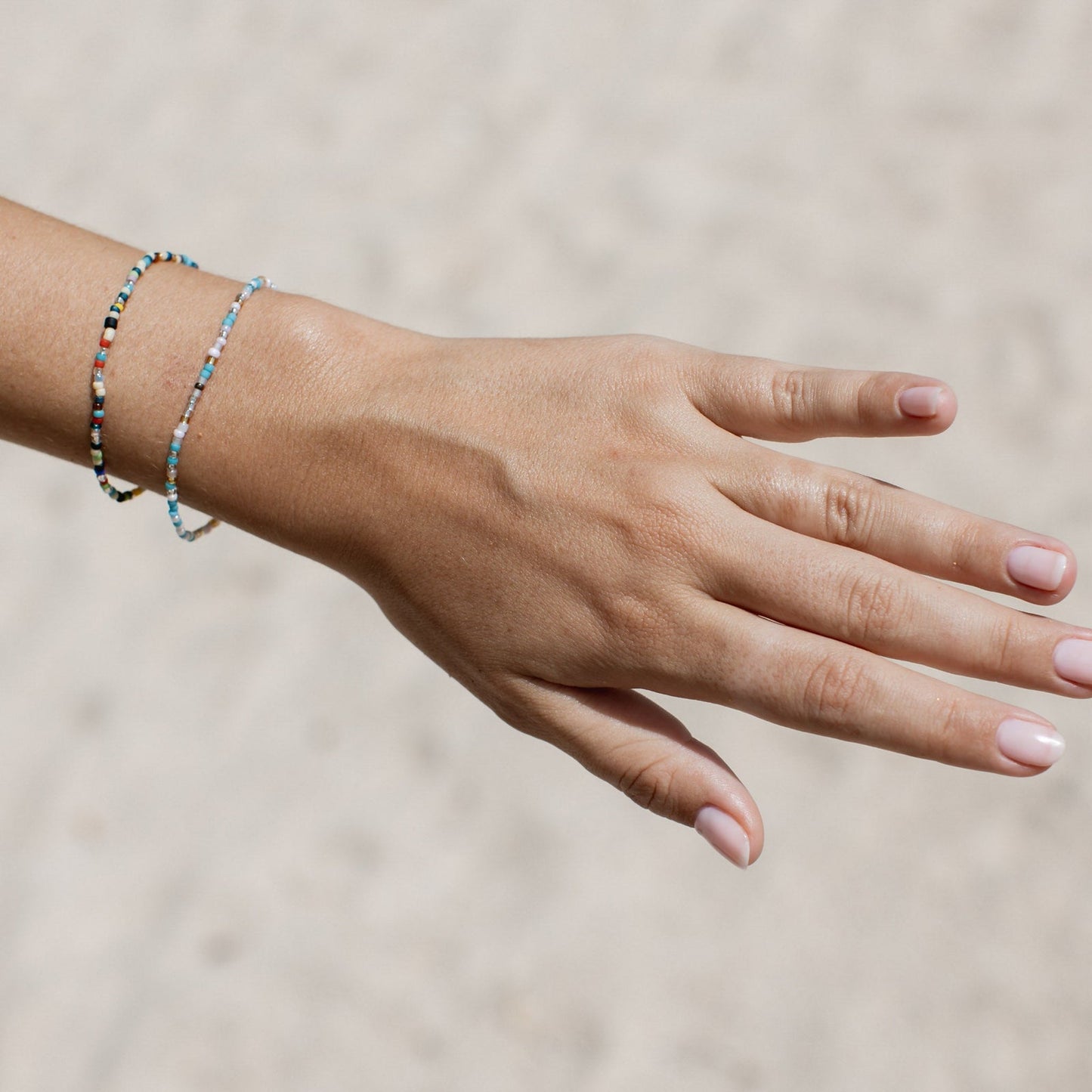 Pineapple island Alila Dainty Beaded Bracelet