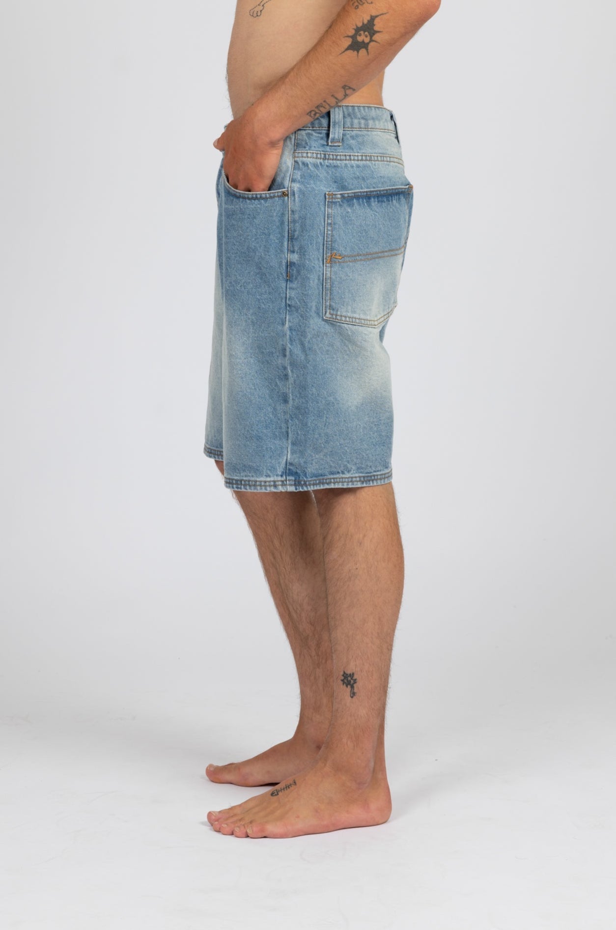 Rusty Lucifer loose short - hard hat blue