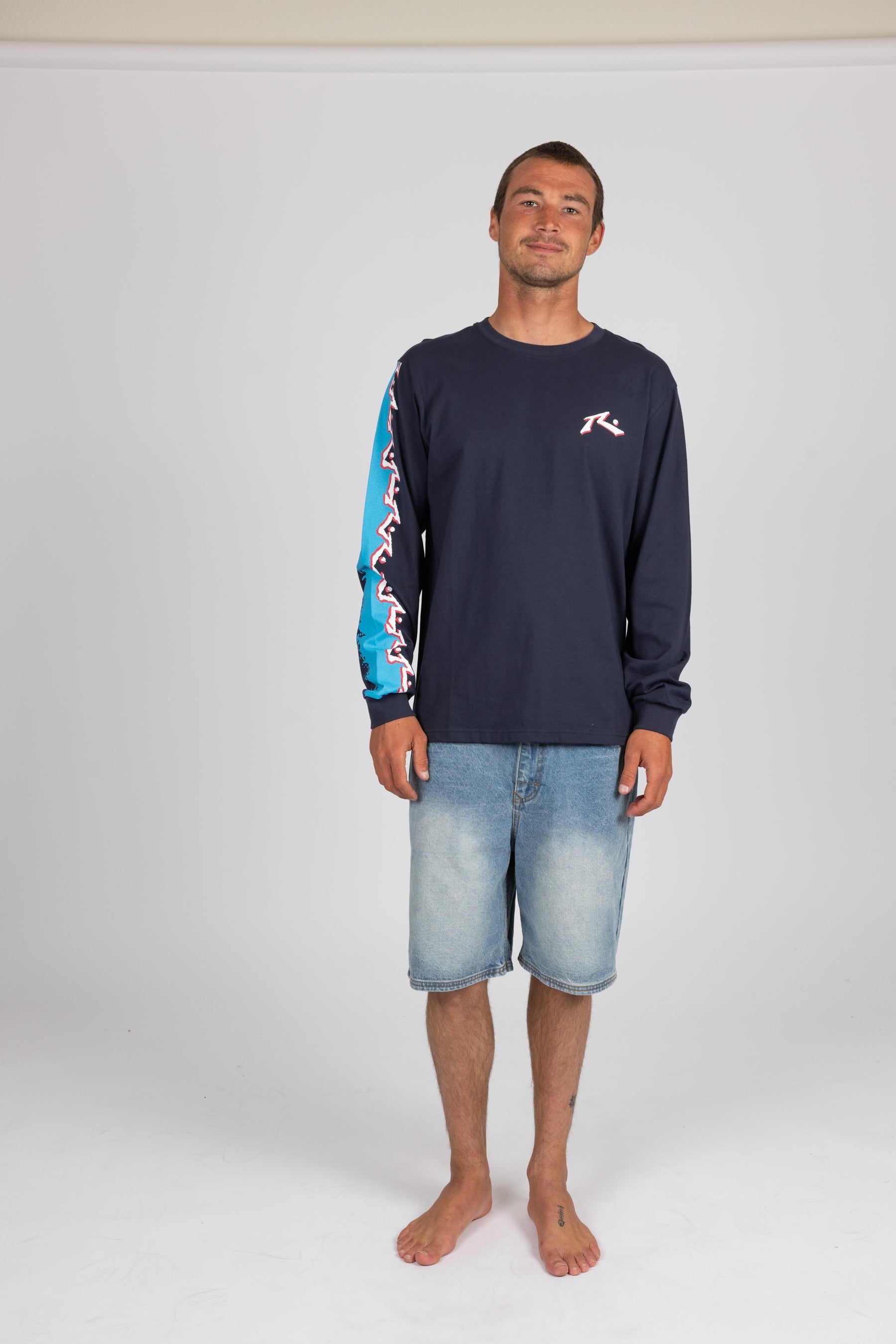 Rusty Cascade long sleeve tee