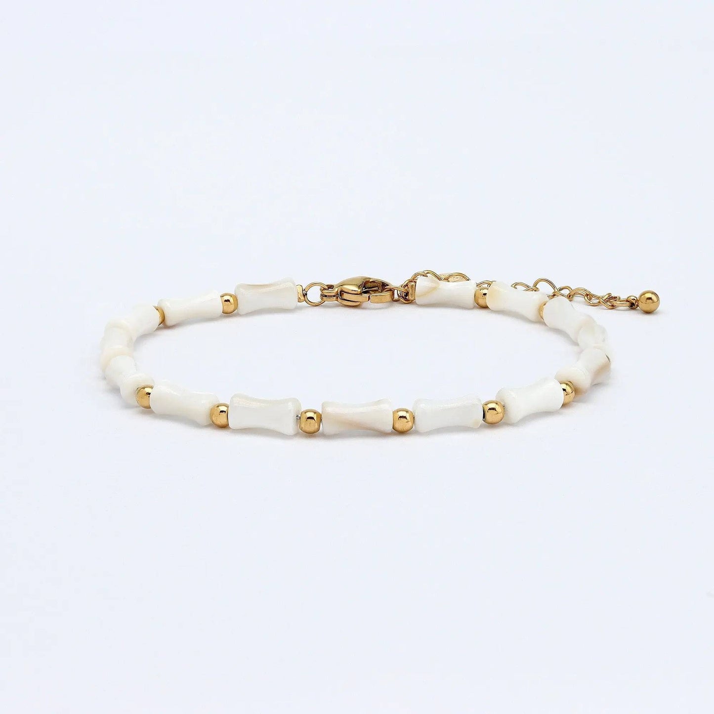 Elegant Mother of Pearl Waterproof Bracelet for Everyday Wear