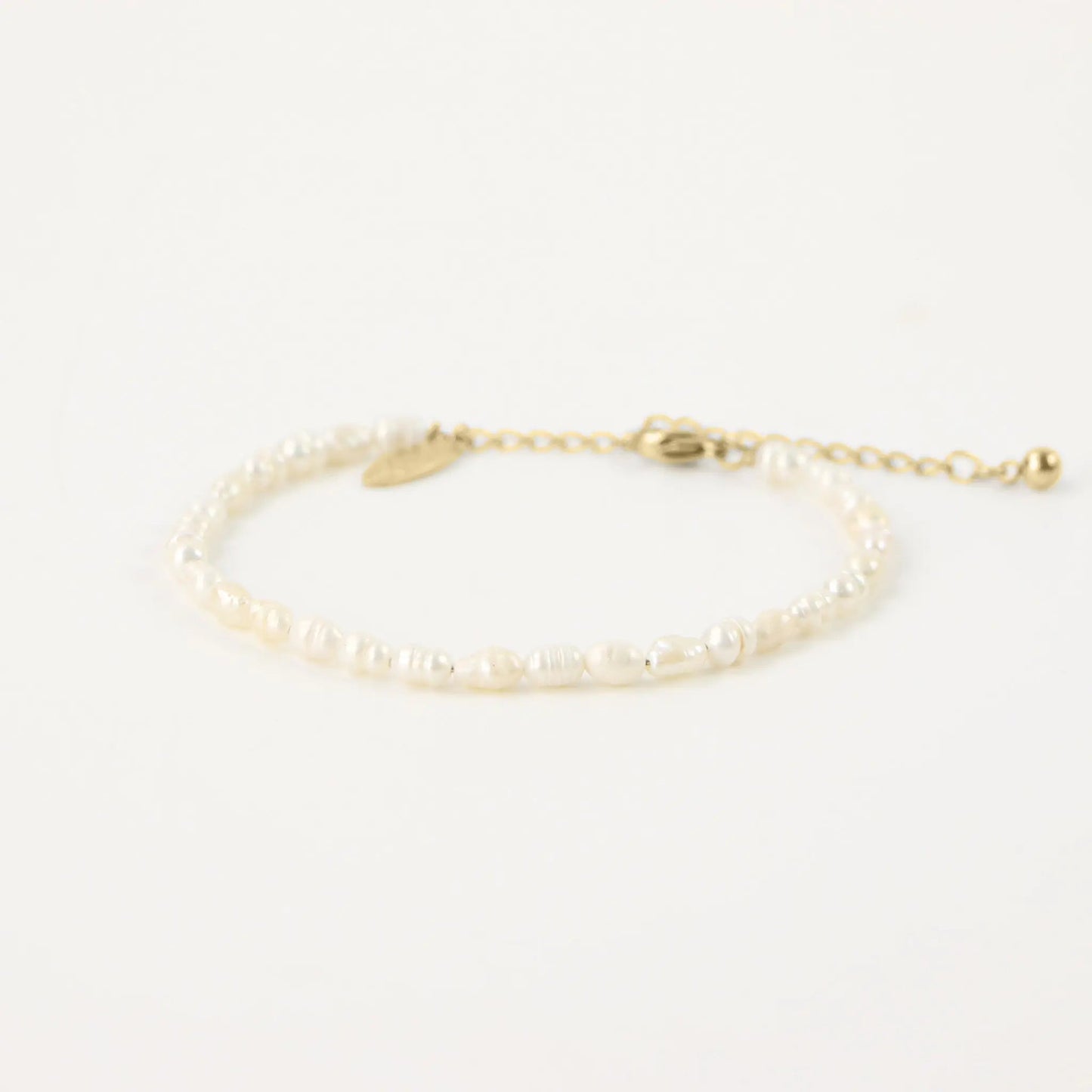 Pearl and Gold Bracelet Set