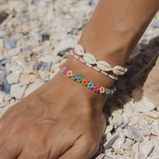 Beach Daisy Trio Bracelet Set