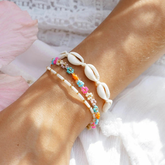 Beach Daisy Trio Bracelet Set