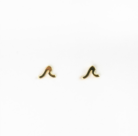 Pineapple Island gold wave stud earrings
