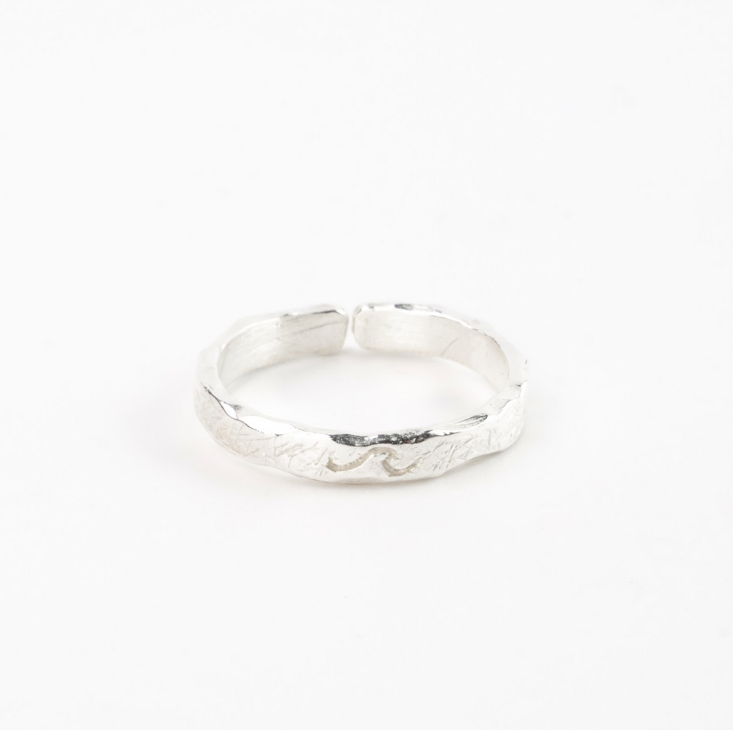 Pineapple Island Scratchy Wave Ring