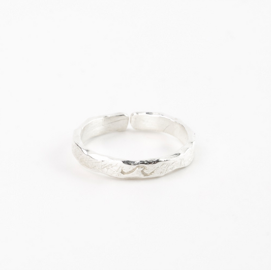 Pineapple Island Scratchy Wave Ring