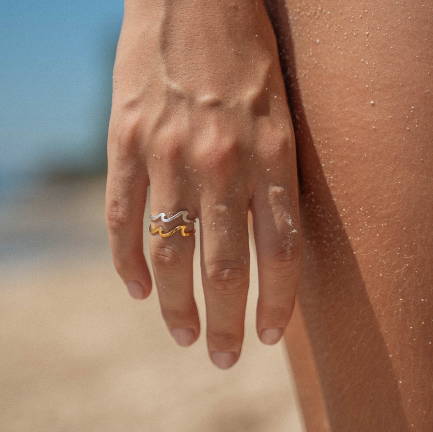 Pineapple Island Double Wave Ring
