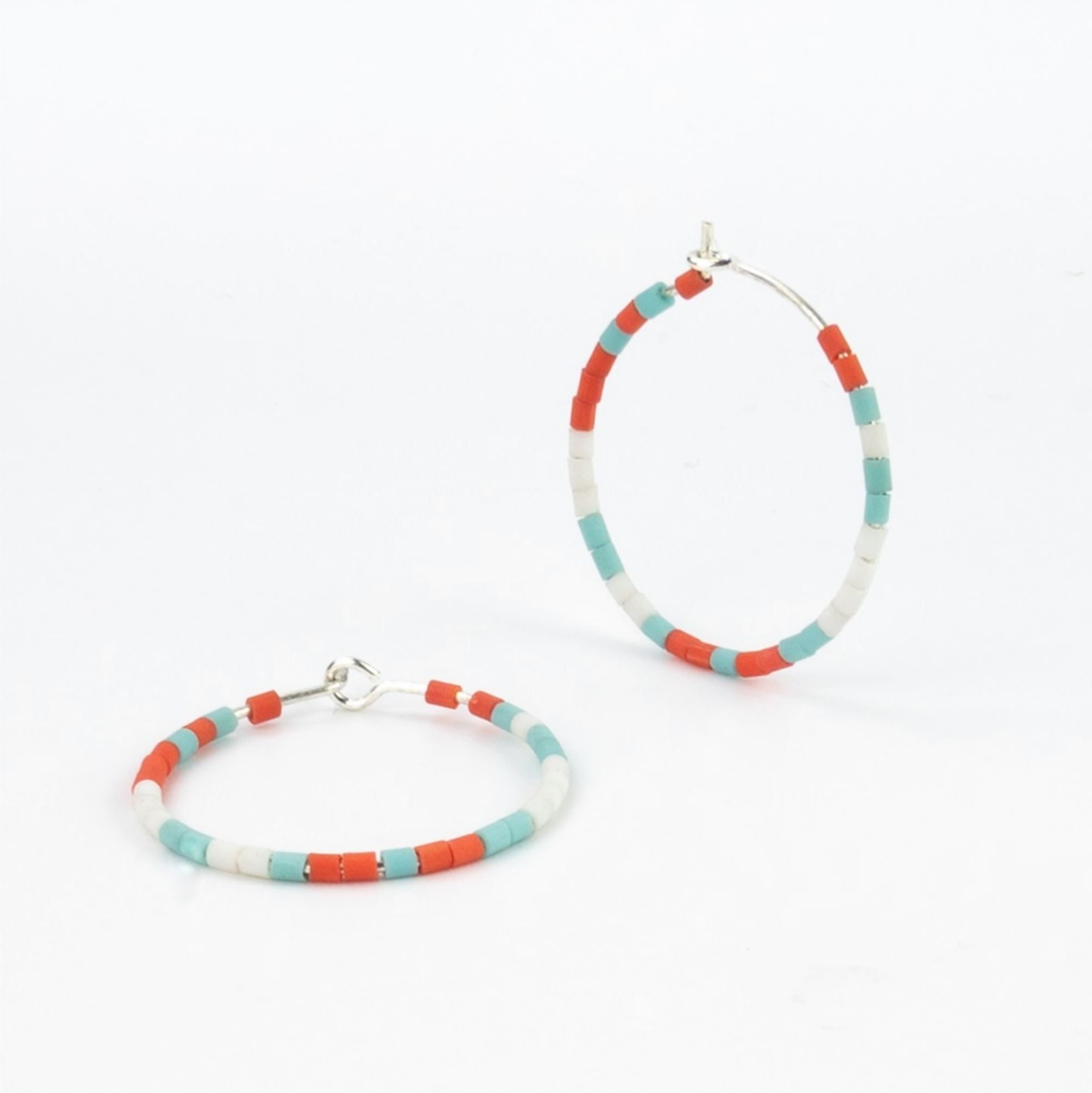 Pineapple island hoop earrings