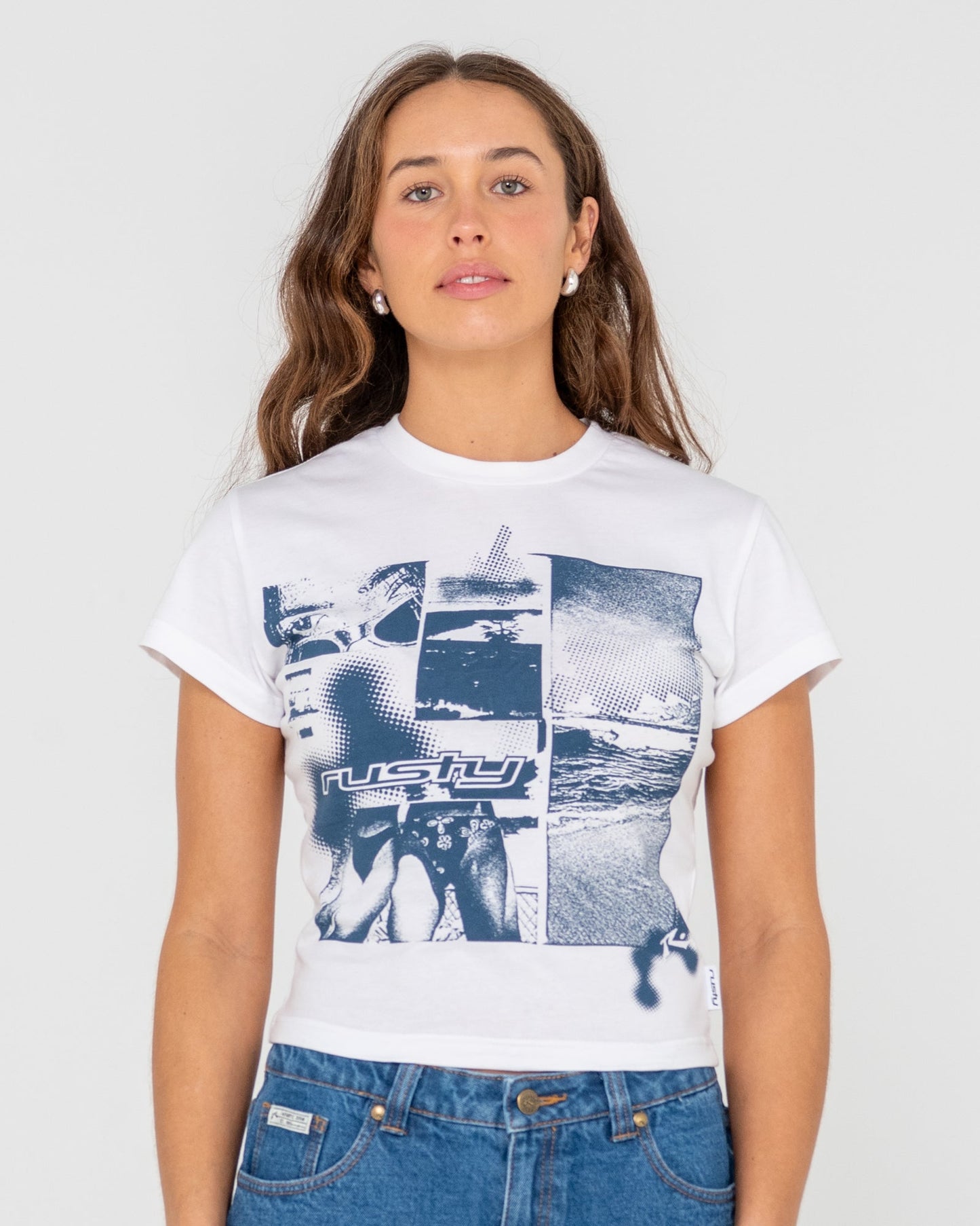 Rusty Greetings 2.0 Skimmer baby tee - white