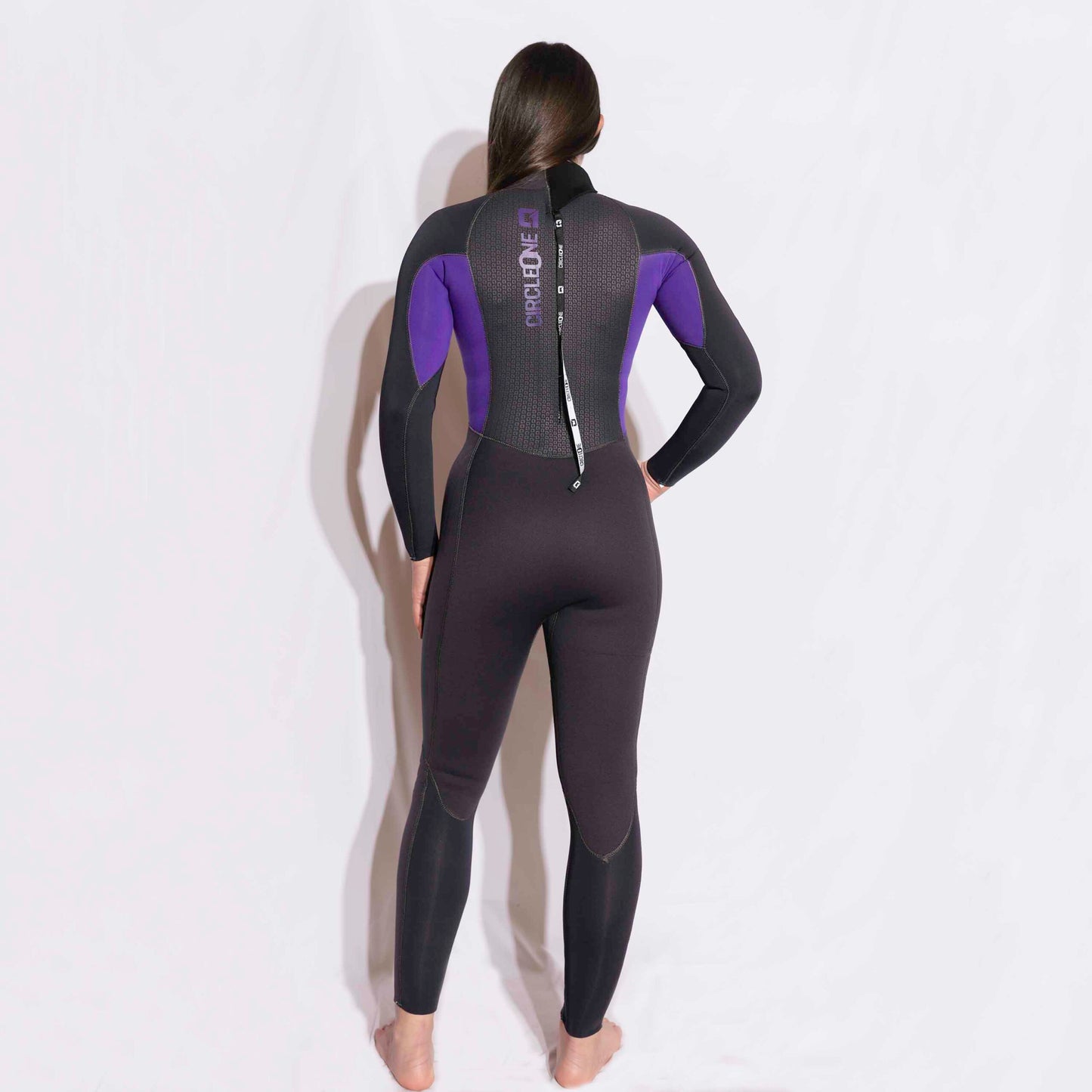Womens 4/3mm Spring Wetsuit for Coastal Conditions
