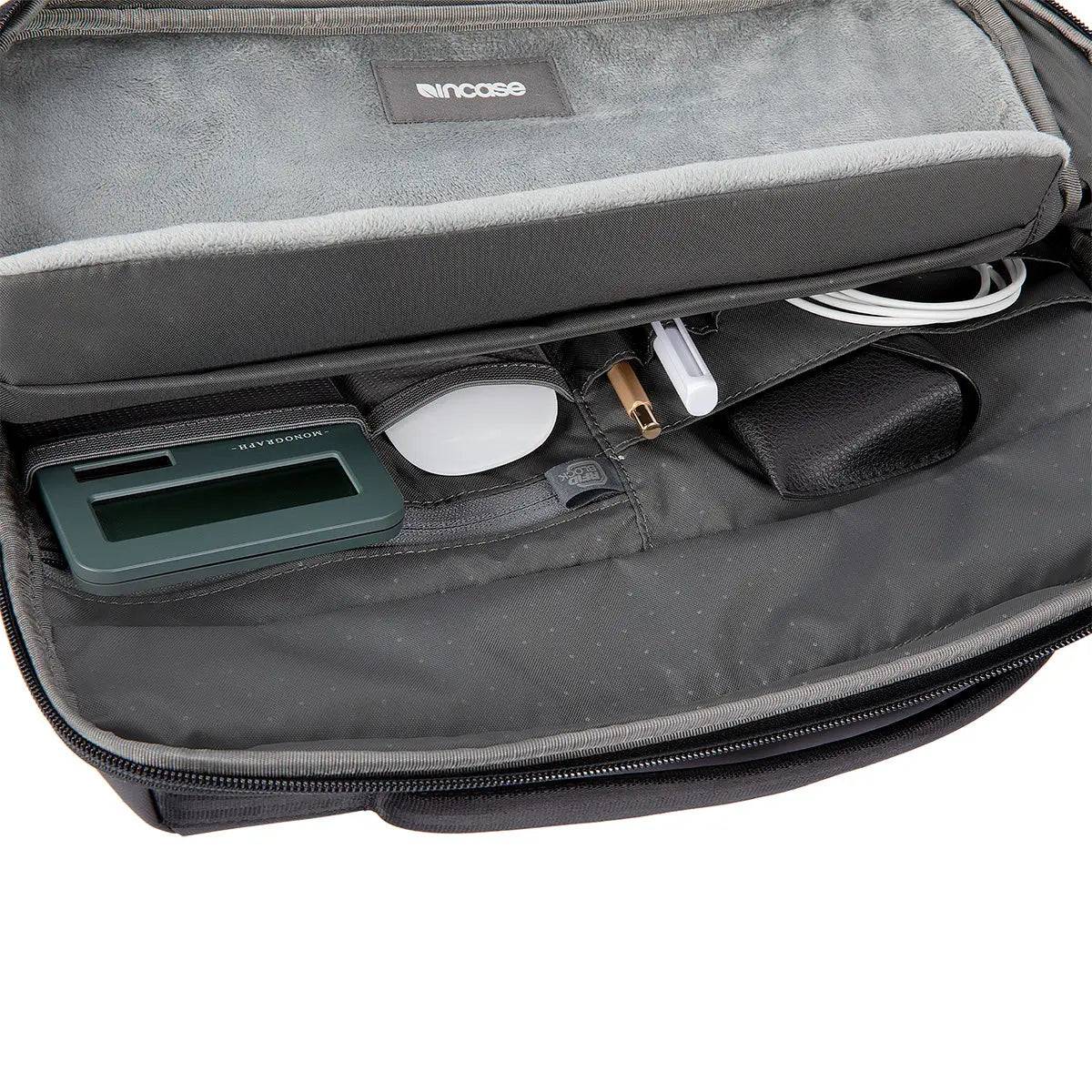 INCASE A.R.C. Brief With ReSpun 100% Recycled Polyester 12L - Black