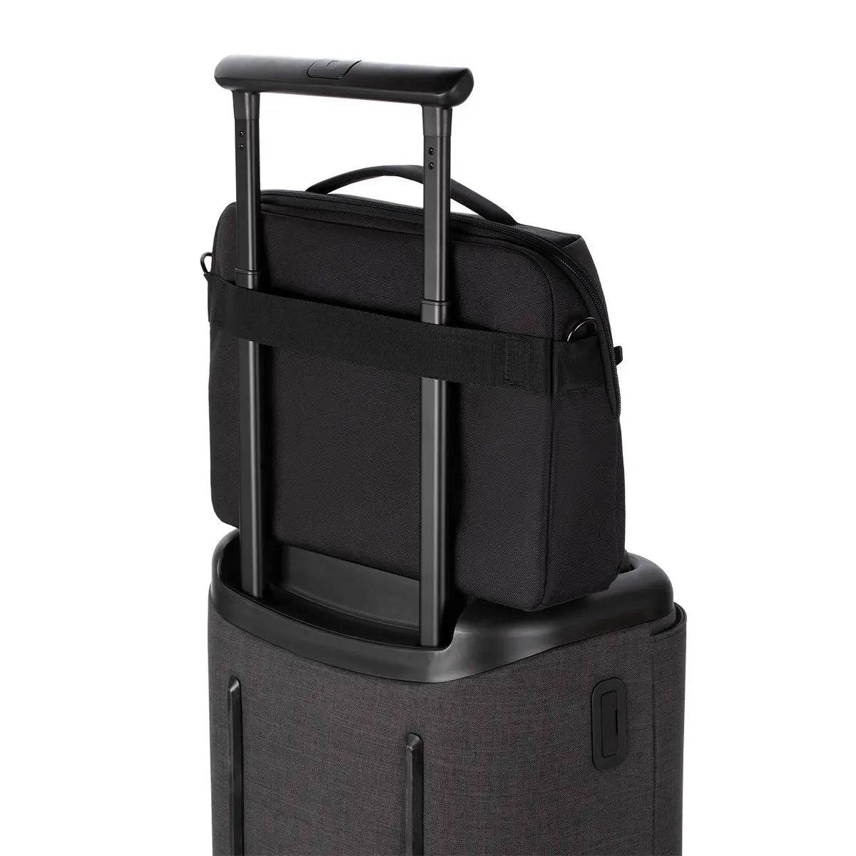 INCASE A.R.C. Brief With ReSpun 100% Recycled Polyester 12L - Black