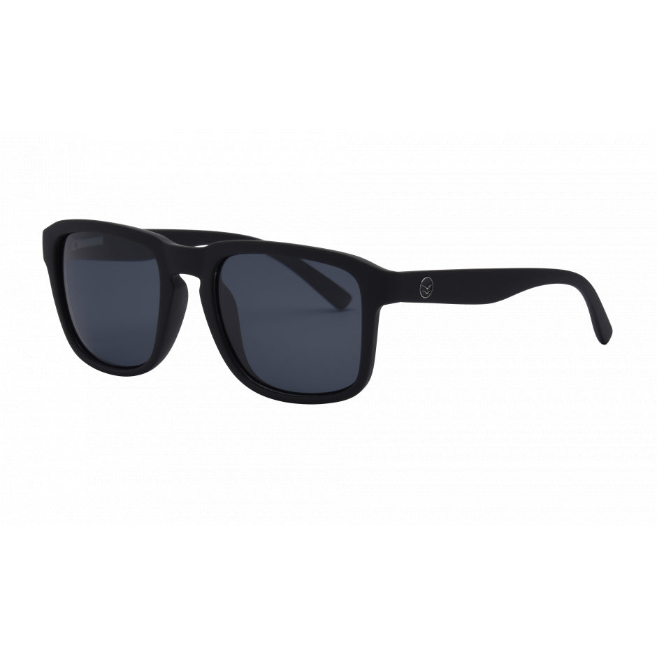 I-Sea Logan sunglasses in black with smoke polarized lenses, angled side view.