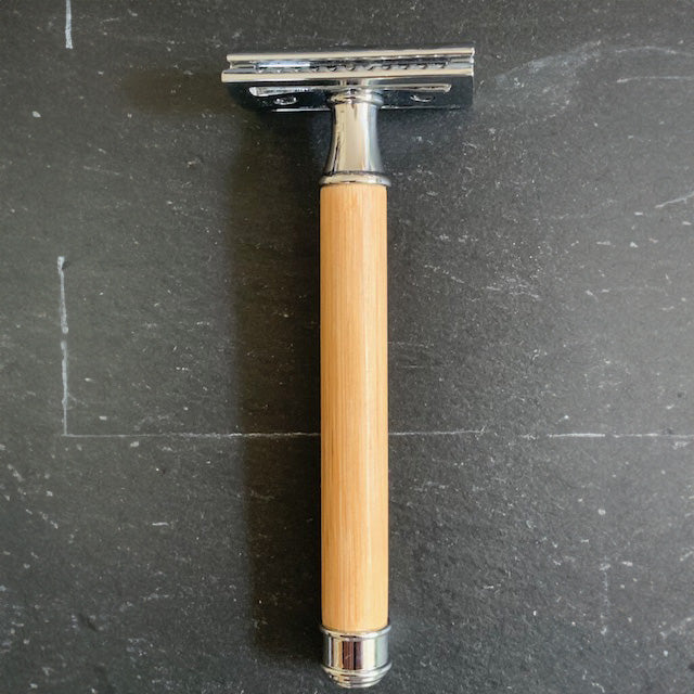 Six Foot & Clean Safety Shaver