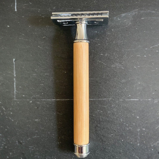 Six Foot & Clean Safety Shaver